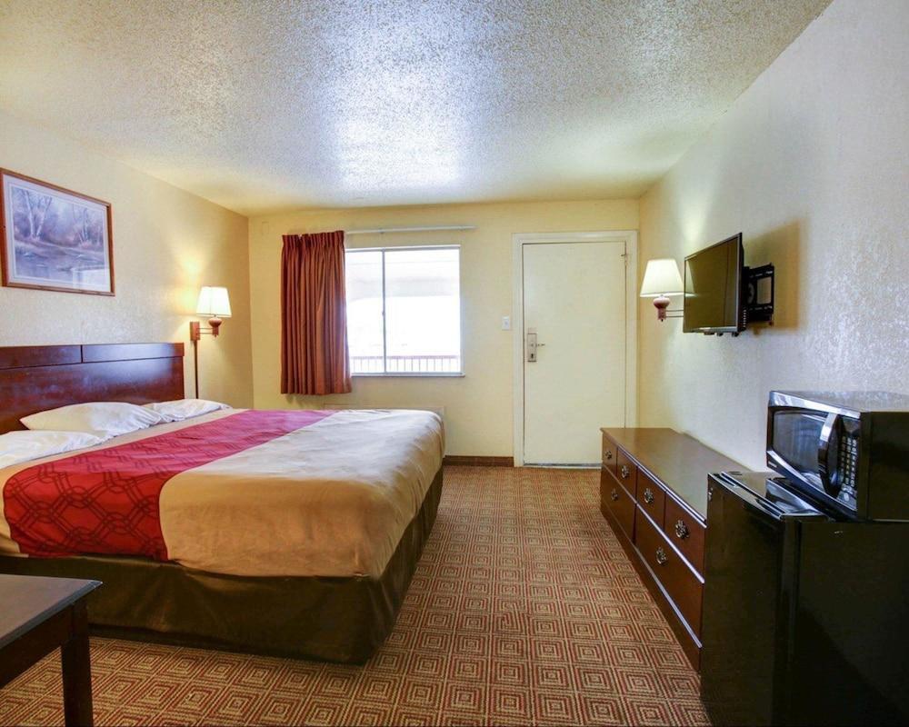 Econo Lodge San Marcos University Area Exterior foto