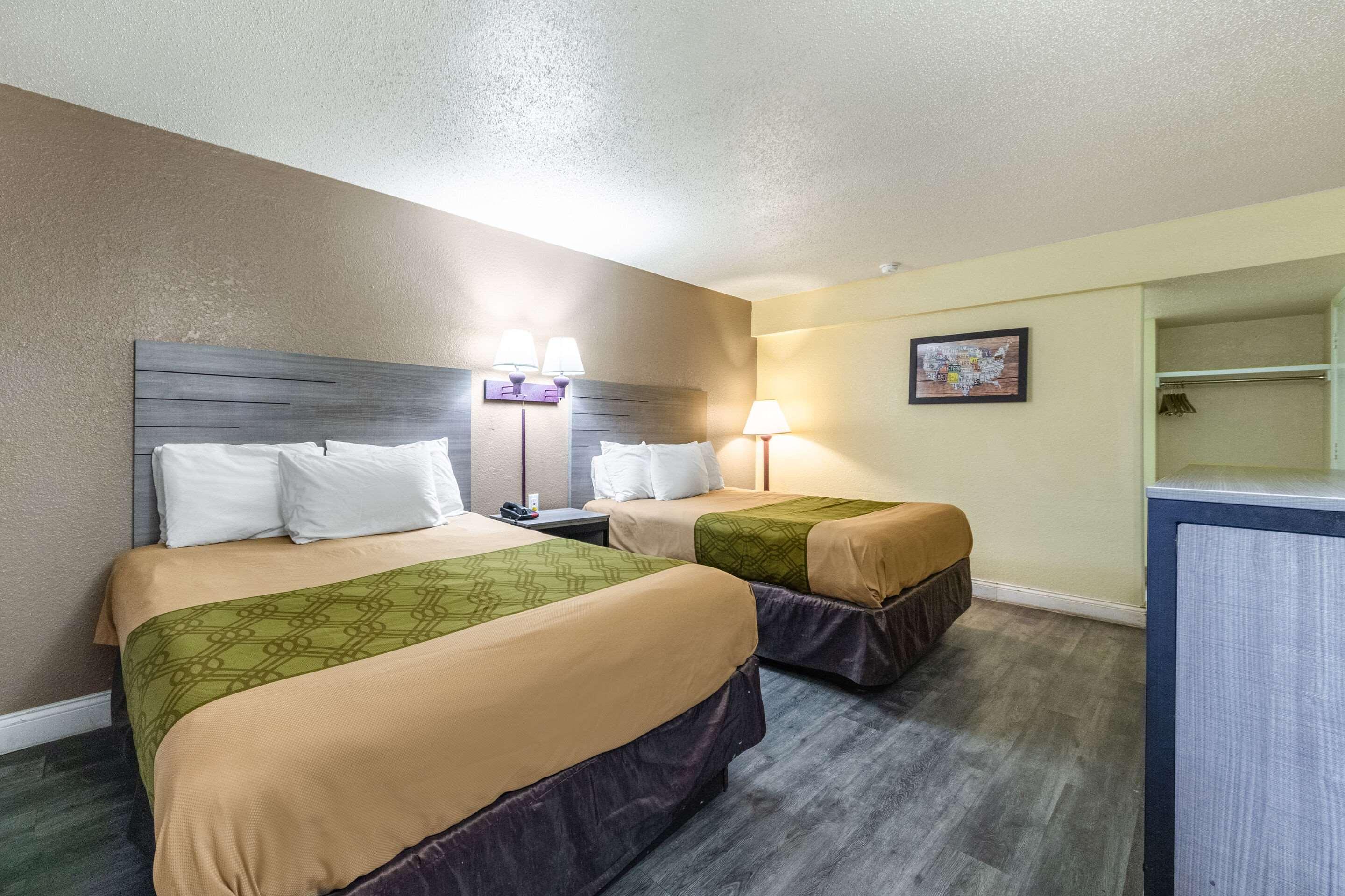 Econo Lodge San Marcos University Area Exterior foto